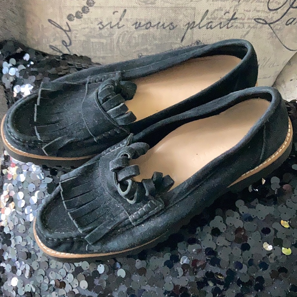 Ron White like new suede black loafer